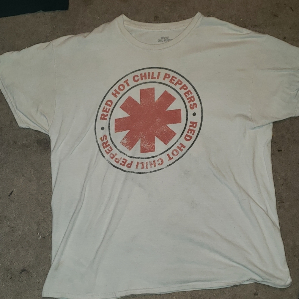 Red hot chili peppers t-shirt
